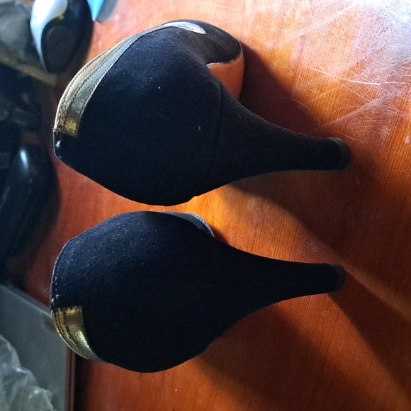 Last Chance! Will Be Pulling Soon!D'Antonio black suede shoes - Picture 4 of 6